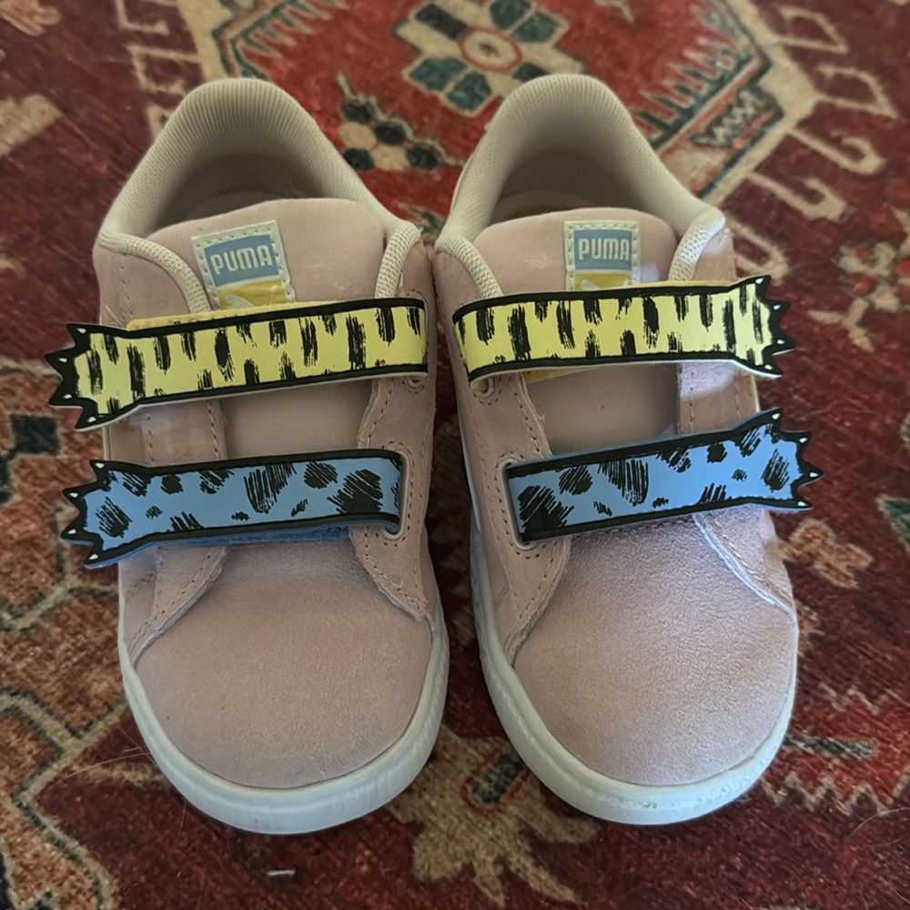Kids Pink Puma Velcro Sneakers size 10